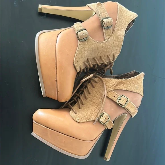 Bakers Brown Oxford Platform Heels - Picture 4 of 4